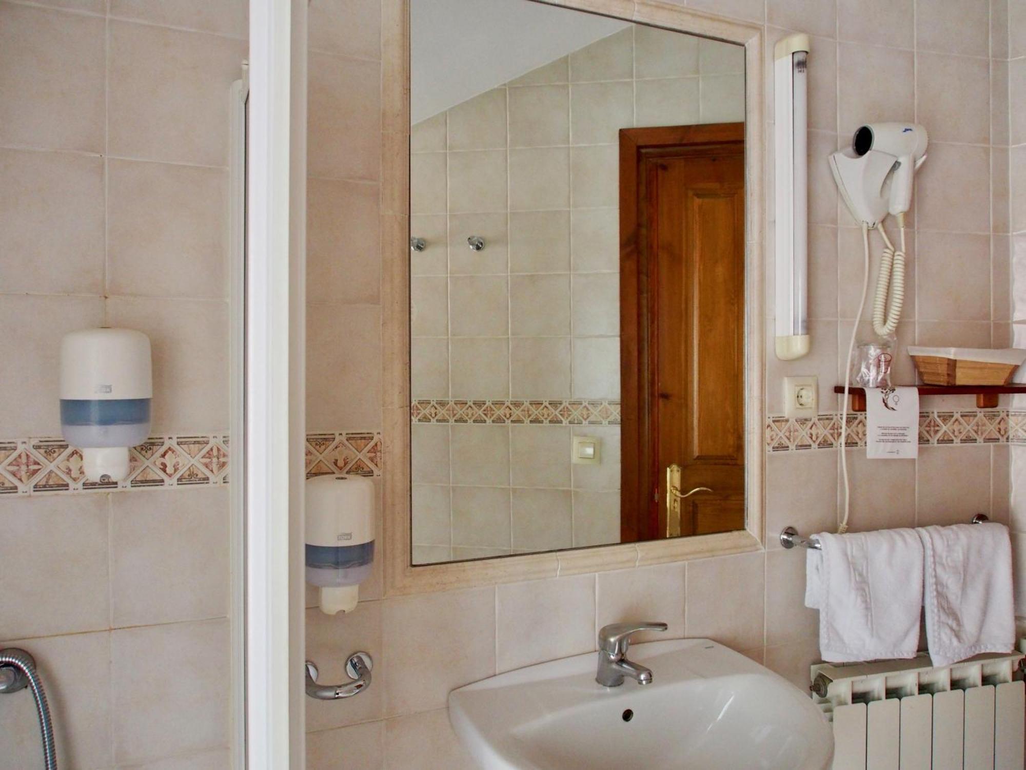 Hostal Remona Espinama Exteriér fotografie