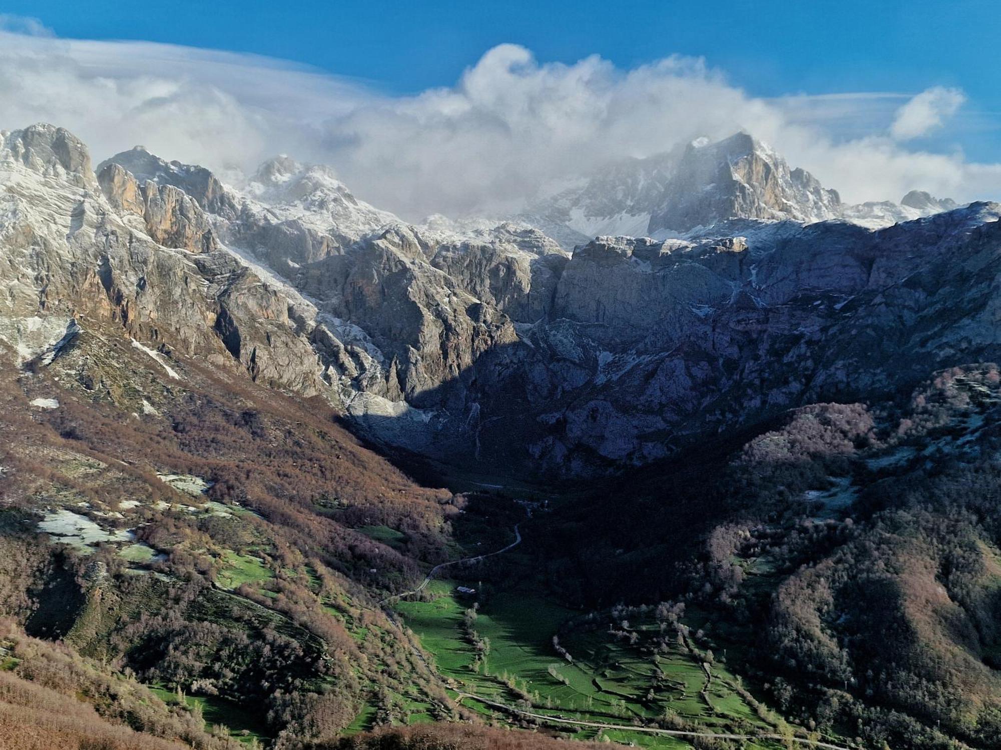 Hostal Remona Espinama Exteriér fotografie