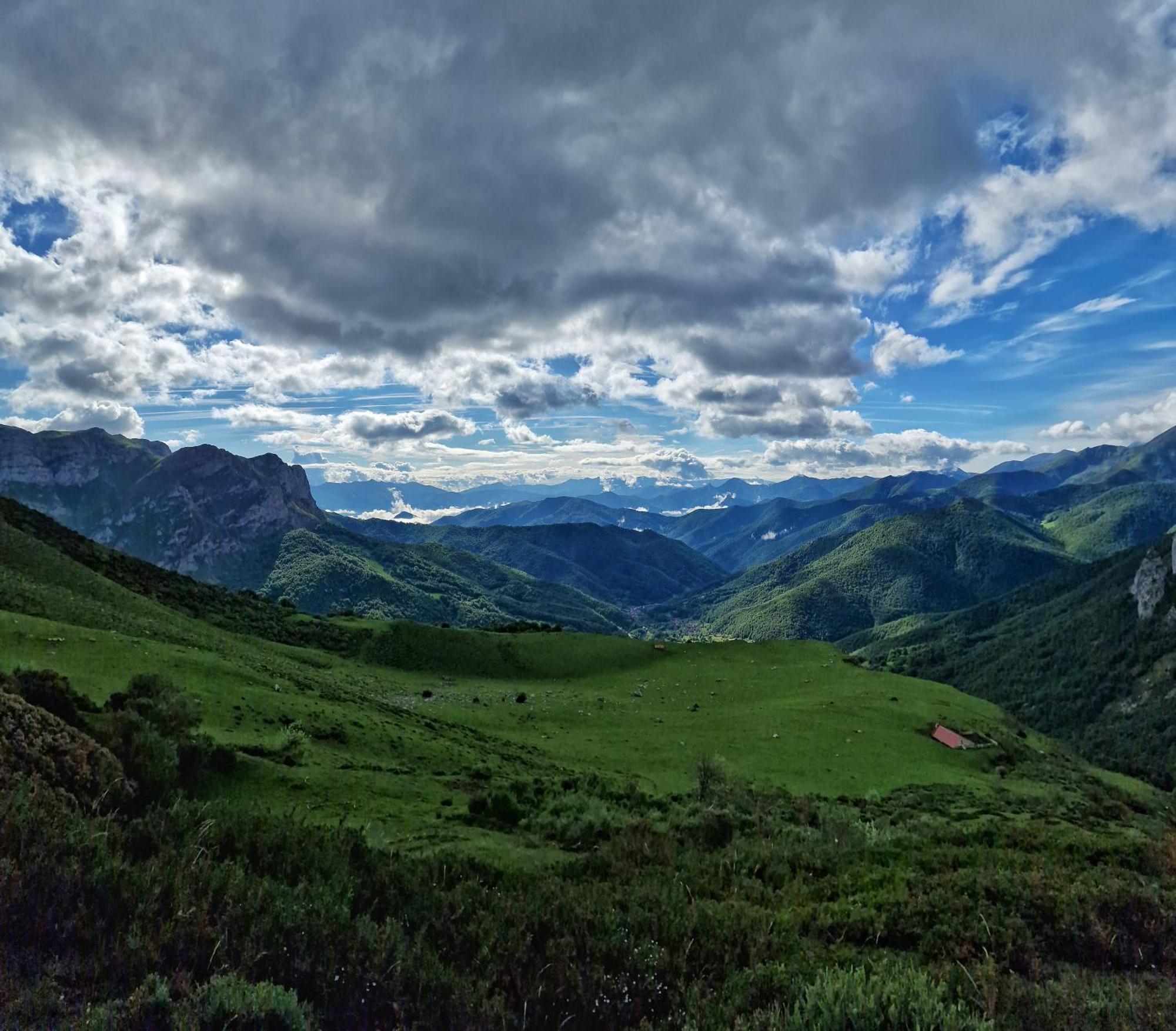 Hostal Remona Espinama Exteriér fotografie