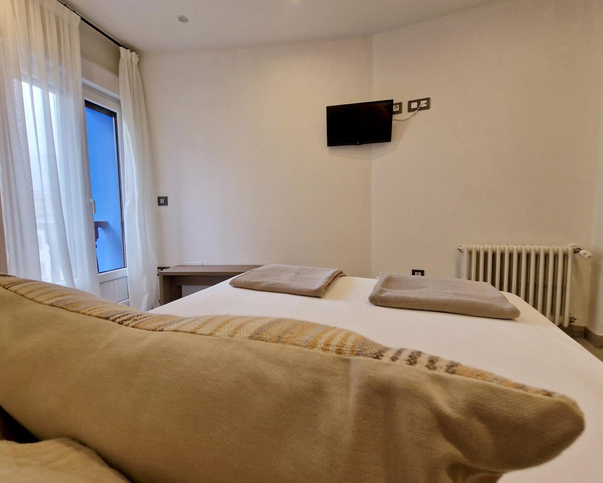 Hostal Remona Espinama Exteriér fotografie