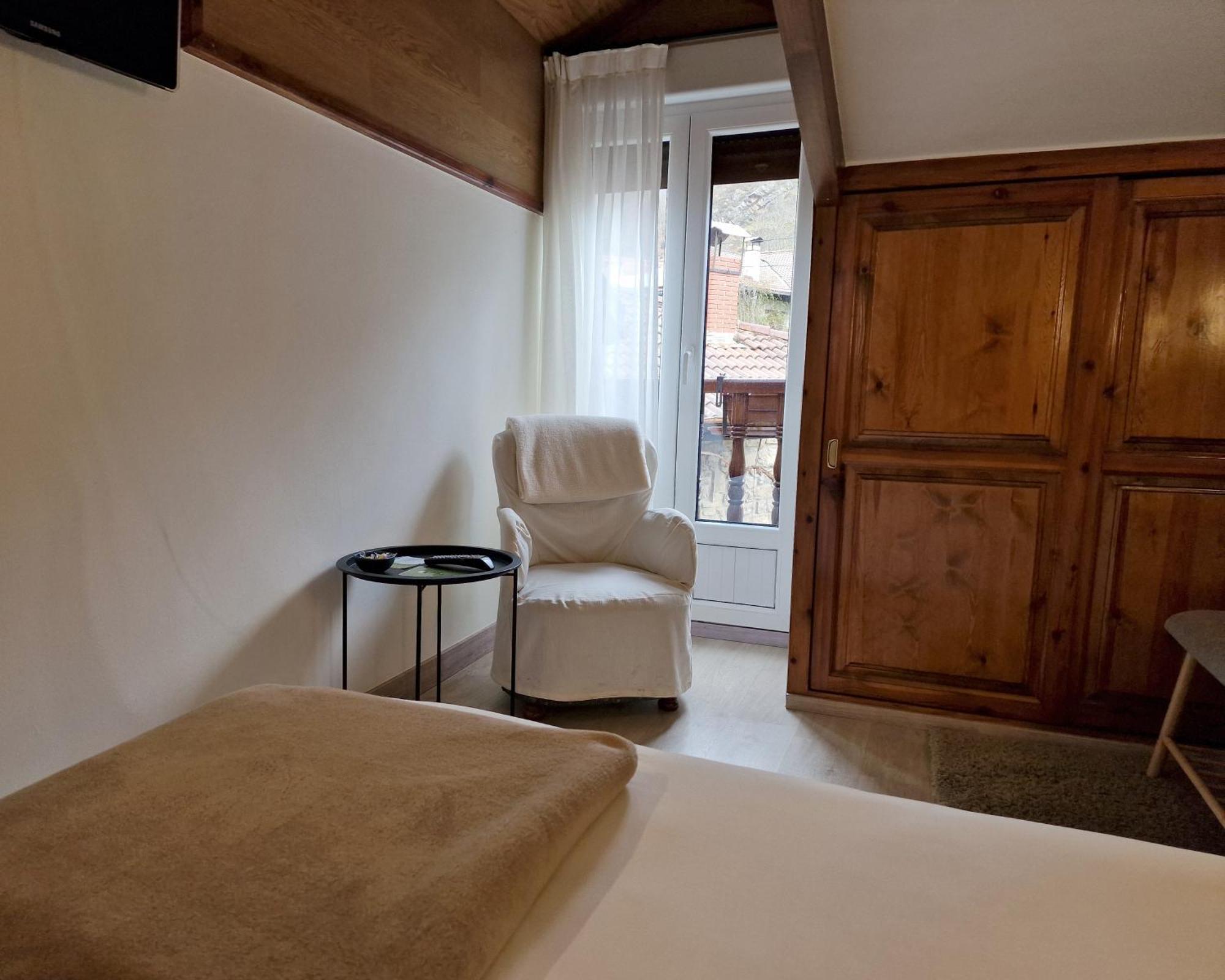Hostal Remona Espinama Exteriér fotografie